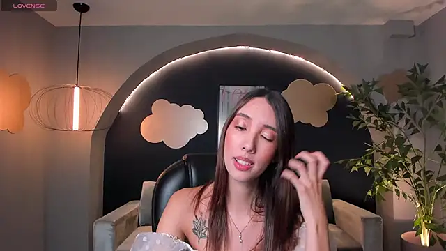AnaisNin online show from 01/02/25, 12:03