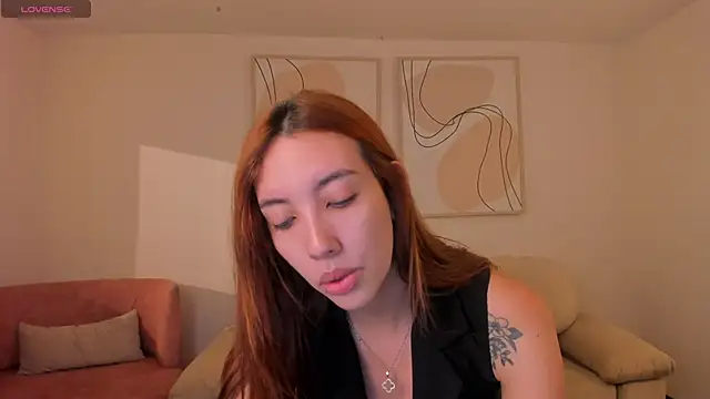 AnaisNin online show from 06/13/26, 12:03