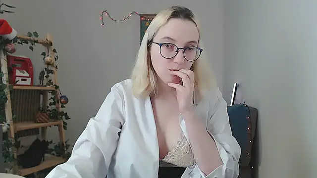 kiratarot online show from 02/27/25, 01:38