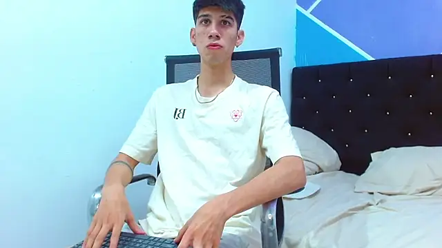 jhony-sex online show from 03/21/25, 06:27