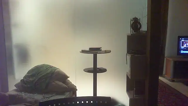 Snapshot of Mike_12hot chatting on 09/10/25, 06:30 Mike 12hot online show from 09/10/25, 06:30