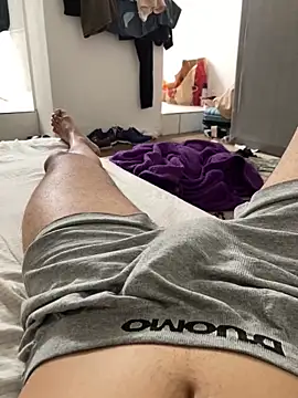 Snapshot of thfrances chatting on 01/02/25, 03:29 thfrances online show from 01/02/25, 03:29