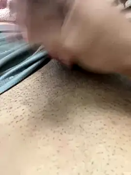 Snapshot of thfrances chatting on 10/03/25, 02:19 thfrances online show from 10/03/25, 02:19