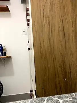 Snapshot of thfrances chatting on 10/27/25, 11:41 thfrances online show from 10/27/25, 11:41