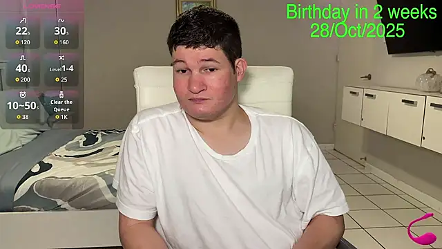 Lorenzo hernandez online show from 10/05/25, 12:09