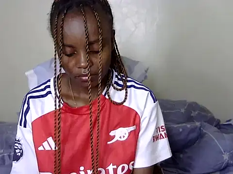 ebony liza online show from 12/30/24, 03:36