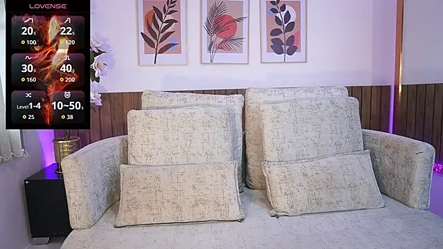 Snapshot of Zarawilliams chatting on 11/13/25, 11:42 Zarawilliams online show from 11/13/25, 11:42