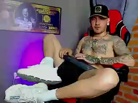 smoker445 online show from 01/31/25, 02:26