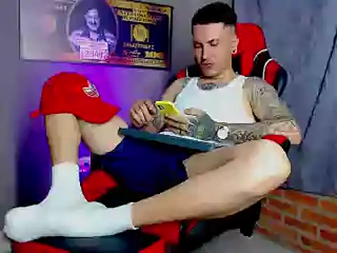 smoker445 online show from 02/07/25, 01:15