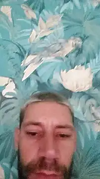 Snapshot of litleboy92 chatting on 09/24/25, 04:10 litleboy92 online show from 09/24/25, 04:10