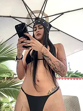 Alexandra duque online show from 01/04/25, 08:16