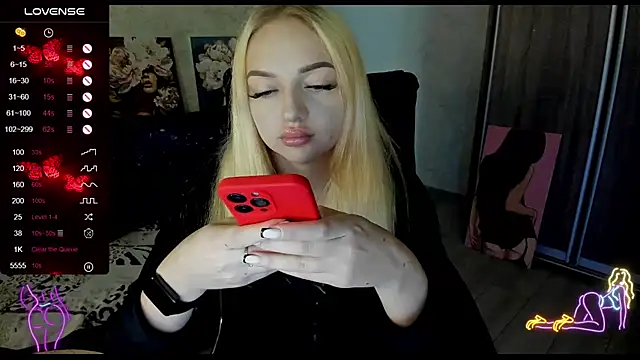 Snapshot of Stella__Cox chatting on 09/28/25, 05:24 Stella Cox online show from 09/28/25, 05:24