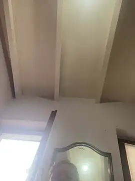 Snapshot of andreinitahg chatting on 01/08/25, 12:26 andreinitahg online show from 01/08/25, 12:26