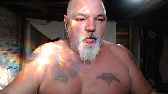 Newfiesausage1972 online show from 07/12/26, 10:45