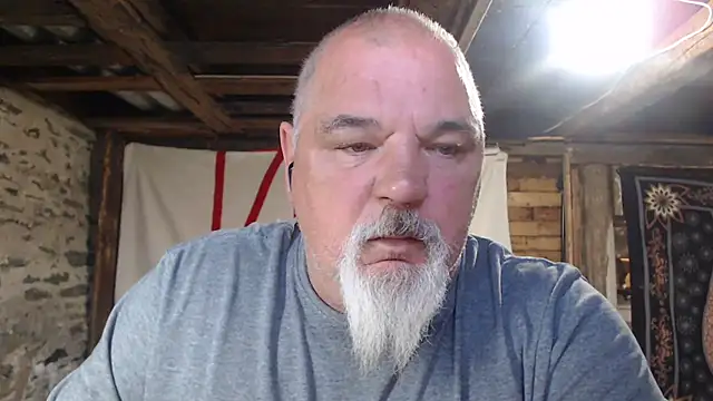 Newfiesausage1972 online show from 07/20/26, 10:50