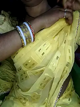 Snapshot of Simaran_bhabhi chatting on 01/17/25, 04:57 Simaran bhabhi online show from 01/17/25, 04:57