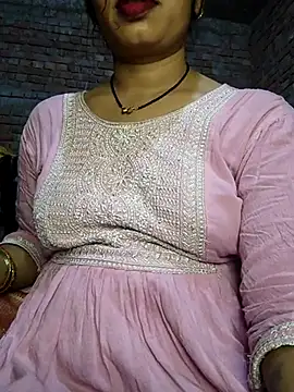 Snapshot of Simaran_bhabhi chatting on 02/14/25, 03:58 Simaran bhabhi online show from 02/14/25, 03:58