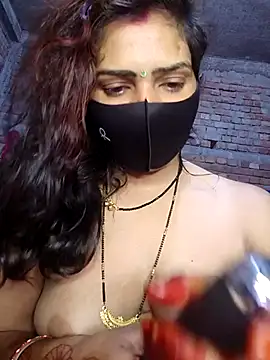 Snapshot of Simaran_bhabhi chatting on 02/26/25, 11:37 Simaran bhabhi online show from 02/26/25, 11:37