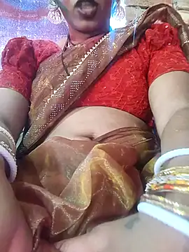 Snapshot of Simaran_bhabhi chatting on 03/14/25, 06:42 Simaran bhabhi online show from 03/14/25, 06:42