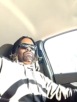 1BeautyN1Beast online show from 02/24/25, 09:41