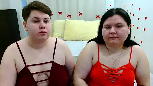 BeckyAndHellen online show from 11/28/25, 12:08