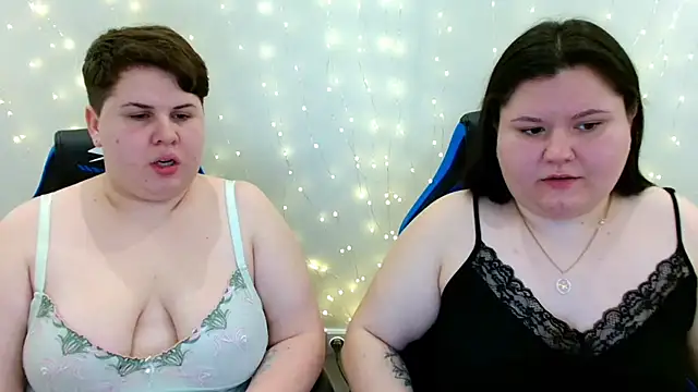 BeckyAndHellen online show from 02/15/26, 10:36