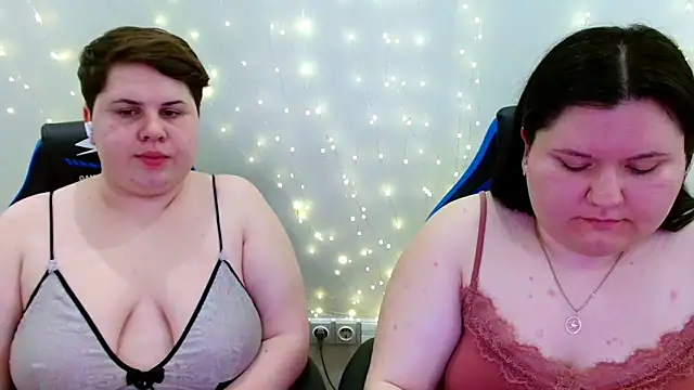 BeckyAndHellen online show from 04/29/26, 07:53