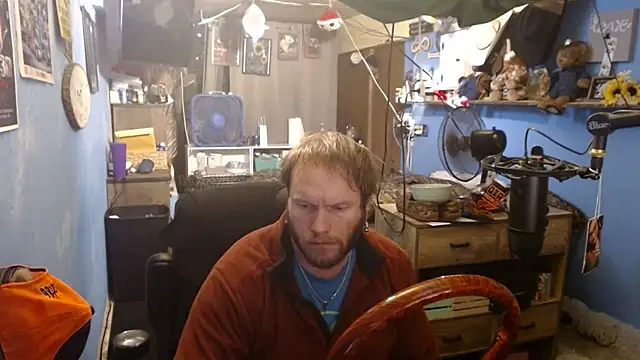 Snapshot of long_thinmint86 chatting on 02/17/25, 02:15 long thinmint86 online show from 02/17/25, 02:15