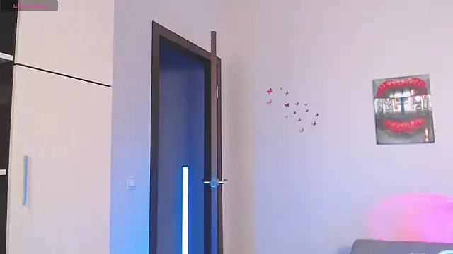 Snapshot of Lina_Robbins chatting on 03/05/25, 12:16 Lina Robbins online show from 03/05/25, 12:16