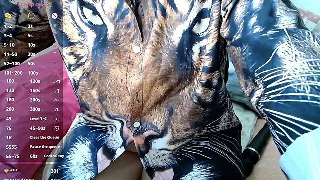 Snapshot of RoseStarr chatting on 09/18/25, 07:05 RoseStarr online show from 09/18/25, 07:05