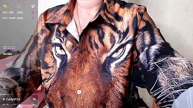 Snapshot of RoseStarr chatting on 10/31/25, 05:52 RoseStarr online show from 10/31/25, 05:52