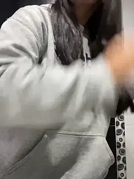 Snapshot of Samy_Vegaa chatting on 12/10/24, 09:11 Samy Vegaa online show from 12/10/24, 09:11