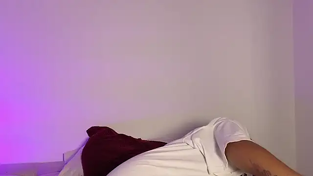 Snapshot of Samy_Vegaa chatting on 12/11/24, 10:16 Samy Vegaa online show from 12/11/24, 10:16