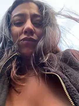 Snapshot of Samy_Vegaa chatting on 12/22/24, 10:36 Samy Vegaa online show from 12/22/24, 10:36