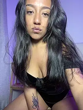 Snapshot of Samy_Vegaa chatting on 03/02/25, 12:20 Samy Vegaa online show from 03/02/25, 12:20