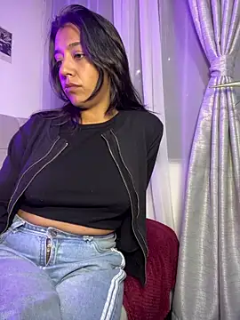 Snapshot of Samy_Vegaa chatting on 03/21/25, 11:56 Samy Vegaa online show from 03/21/25, 11:56