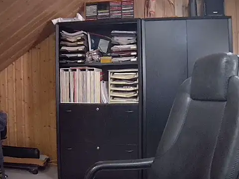 Snapshot of biggandybig chatting on 10/26/25, 10:47 biggandybig online show from 10/26/25, 10:47