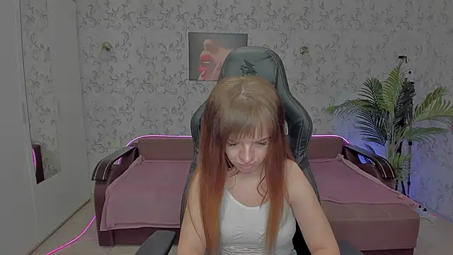 Eva Rosec online show from 12/12/24, 01:06