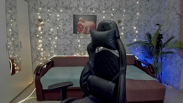 Eva Rosec online show from 12/25/24, 03:06