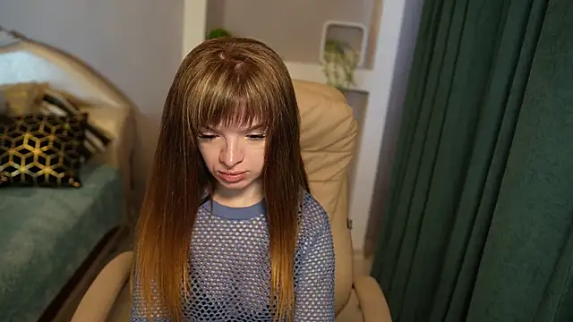 Eva Rosec online show from 03/07/25, 12:01