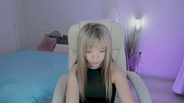 Eva Rosec online show from 09/13/25, 05:51