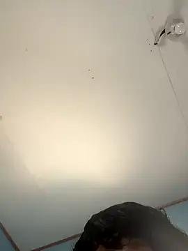 Snapshot of Alvarosexxx chatting on 09/29/25, 03:50 Alvarosexxx online show from 09/29/25, 03:50