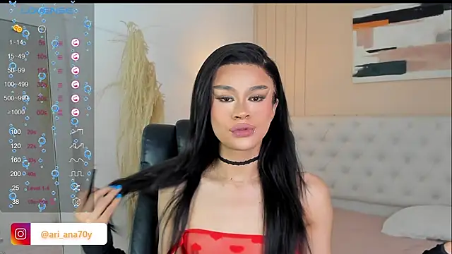 LOISE-XX online show from 11/15/25, 06:33