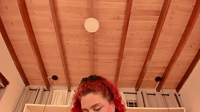 Twwiiggy online show from 01/04/25, 02:03