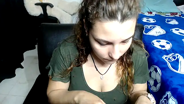 alexia 87 online show from 12/30/24, 02:09
