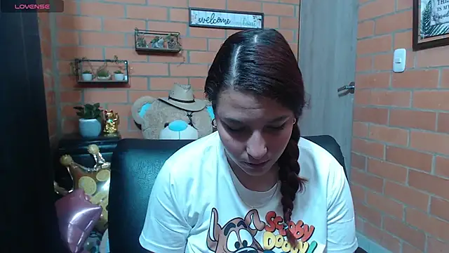 alexia 87 online show from 09/28/25, 06:24