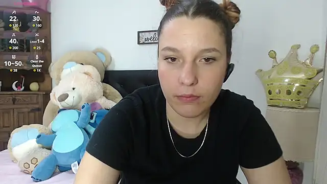 Snapshot of alexia_87 chatting on 02/17/26, 03:03 alexia 87 online show from 02/17/26, 03:03