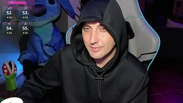 Snapshot of Gil_gamesh90 chatting on 10/05/25, 06:39 Gil gamesh90 online show from 10/05/25, 06:39