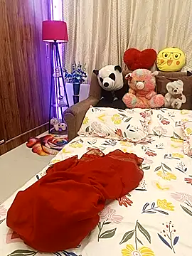 Divya girl online show from 06/11/26, 03:37