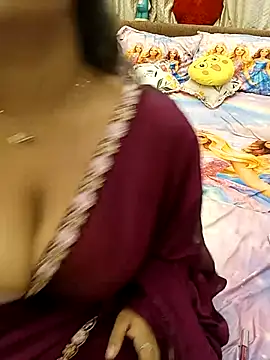 Divya girl online show from 07/16/26, 10:05